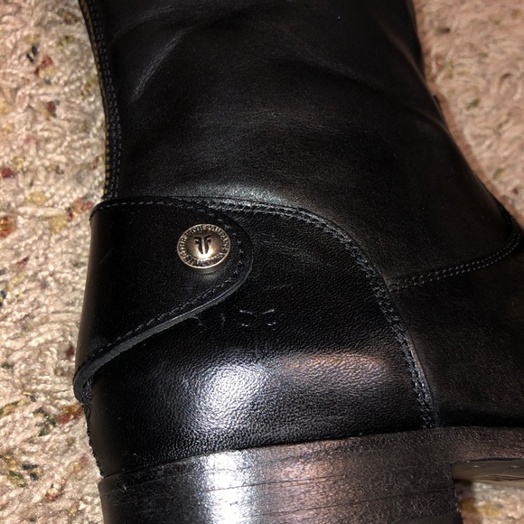 Frye Melissa Button Back Zip Leather Boots Size 6 - Picture 3 of 12